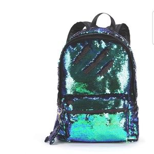 Sequins glitter shiny shimmer girl bag party green